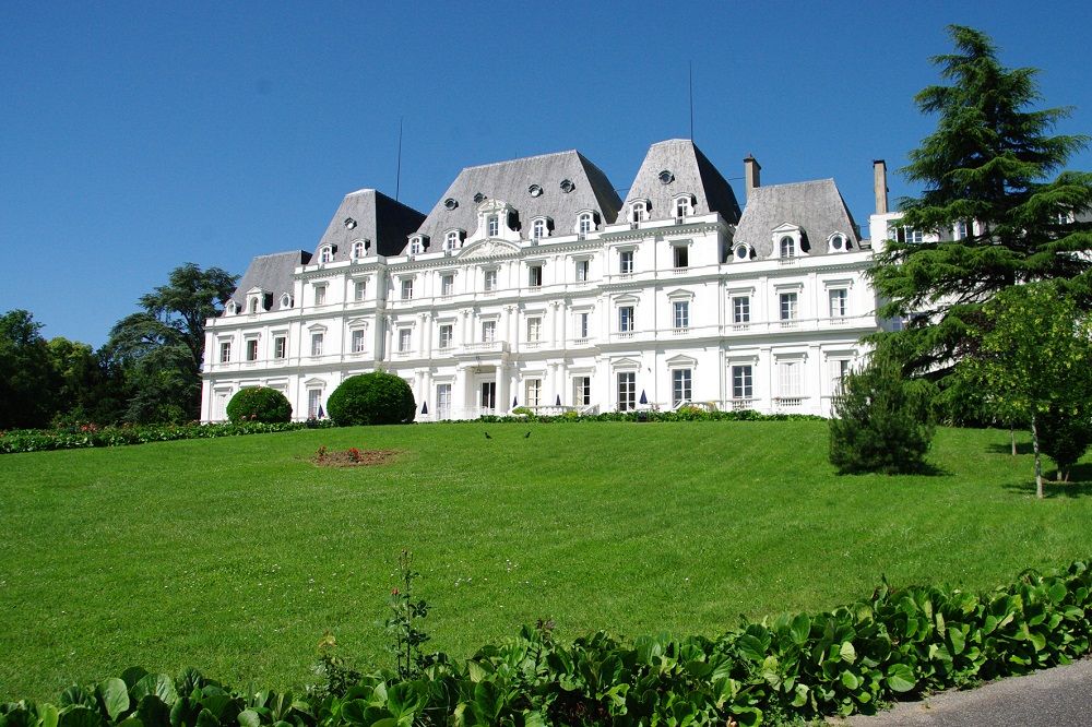 Le Chateau de Lormoy