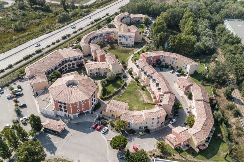 Le Village de Vert de Rousset