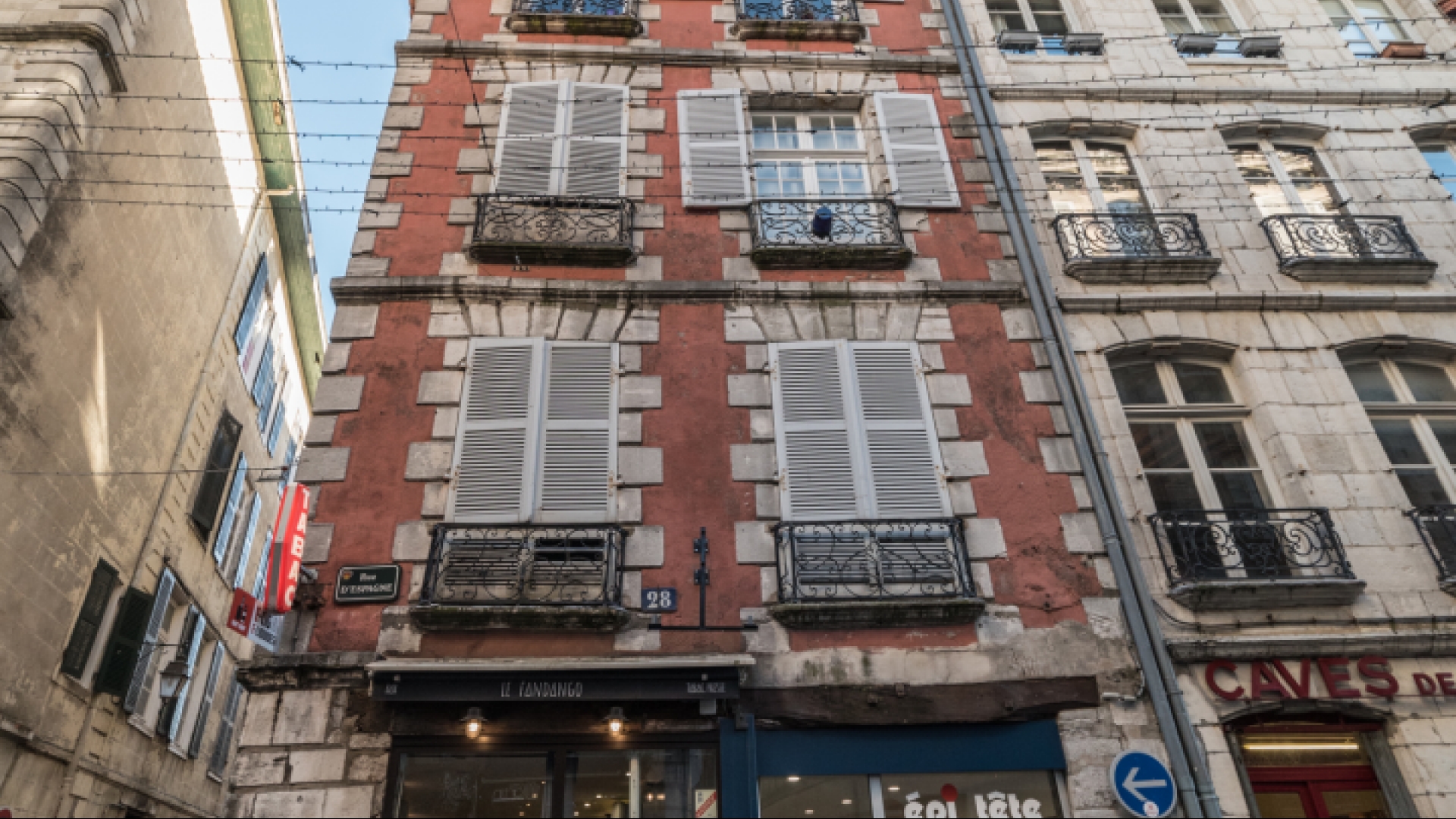 28 Rue d'Espagne