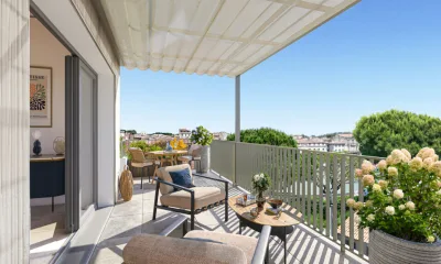 LE PATIO DES BERGES à Beaucaire