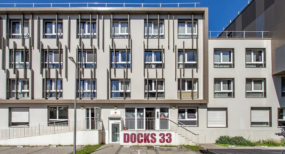 DOCKS 33 à Cenon