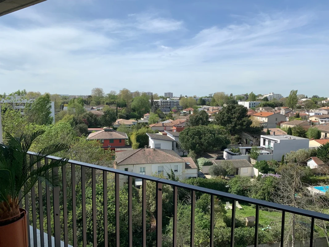 SKYLINE à Bordeaux