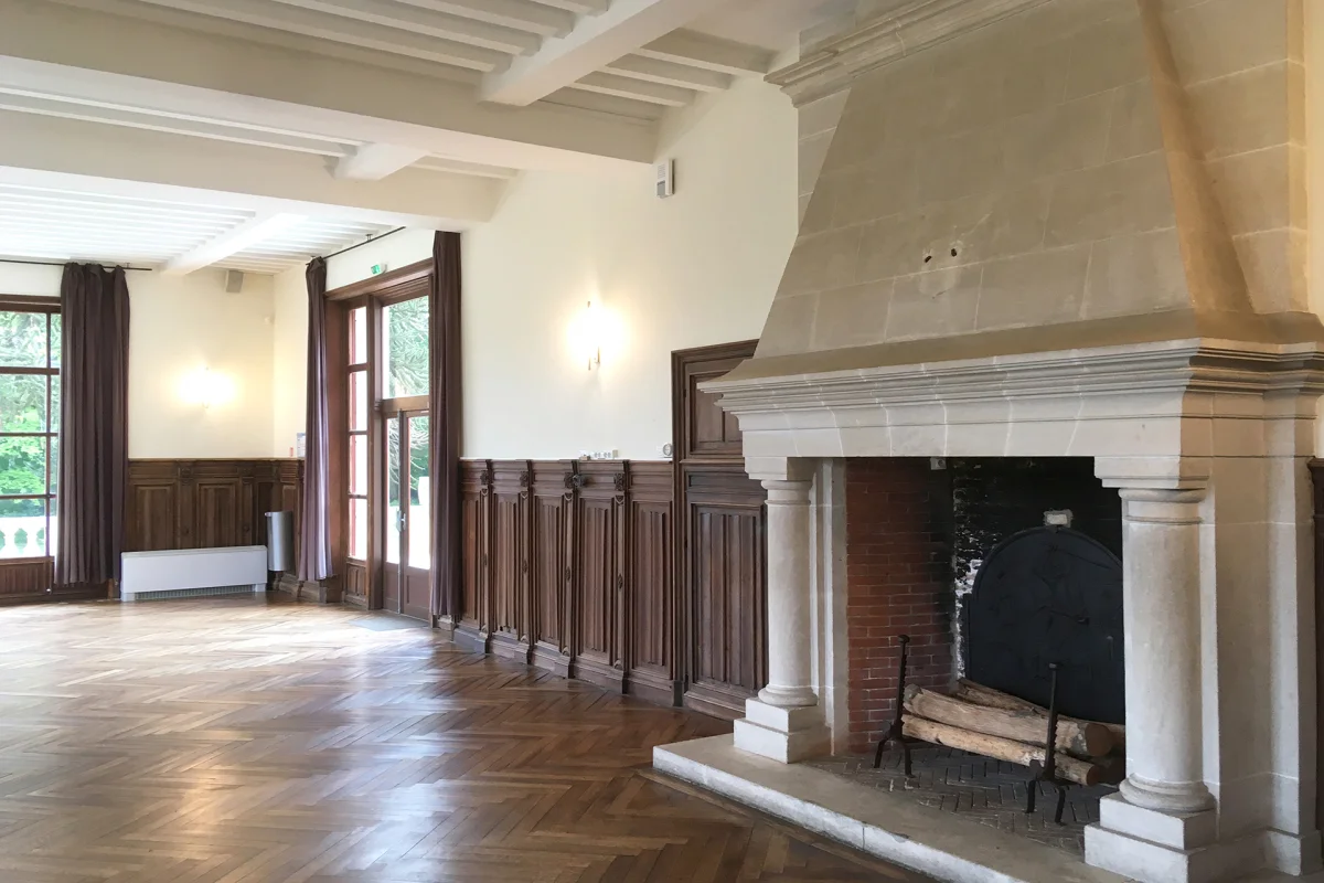POITIERS-LIGUGÉ : Château de la Mothe à Ligugé