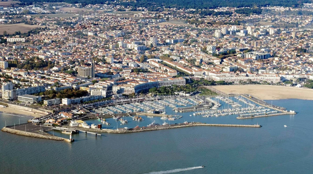 ROYAN : Le Briand à Royan