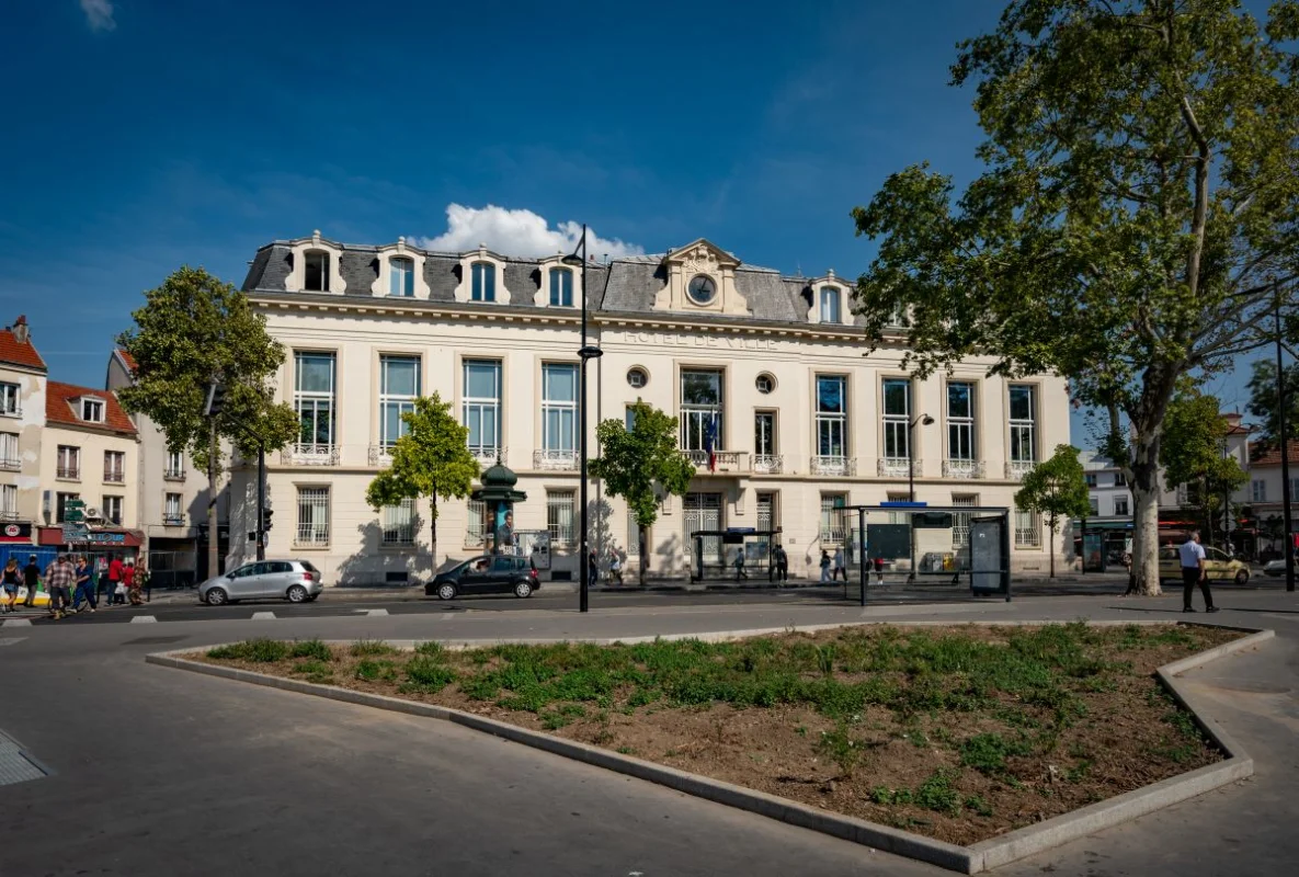 CARACTÈRE à Aubervilliers