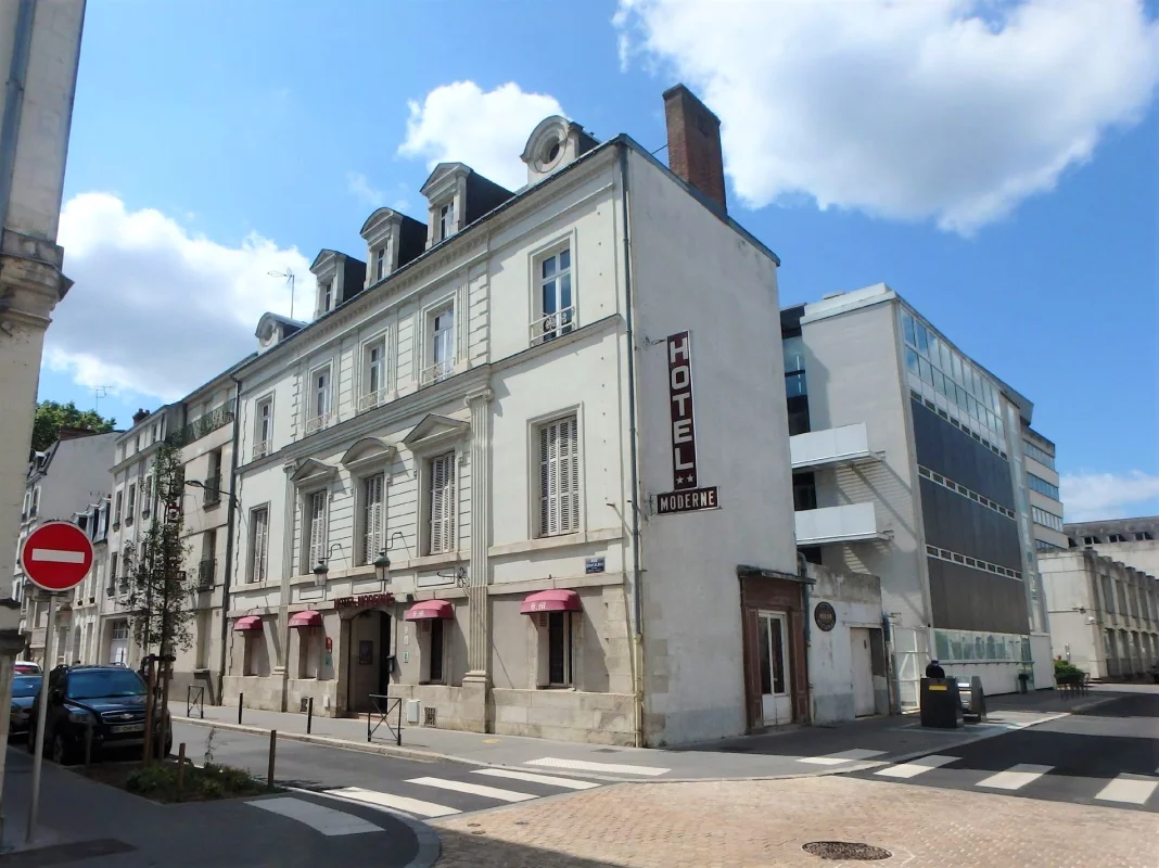 L'Hôtel LALOUX - TOURS à Tours