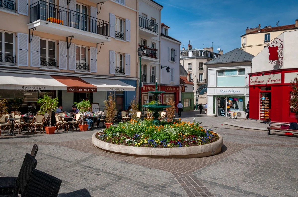 Esprit Valmy à Colombes
