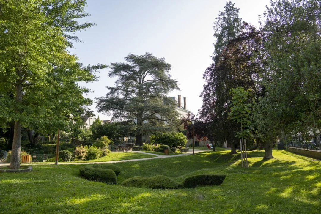 BELVEDERE à Arpajon