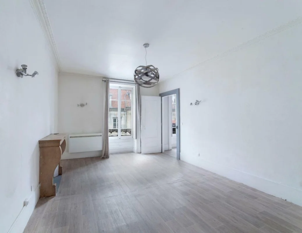 38 Rue Charles Nodier 25000 Besançon à Besançon