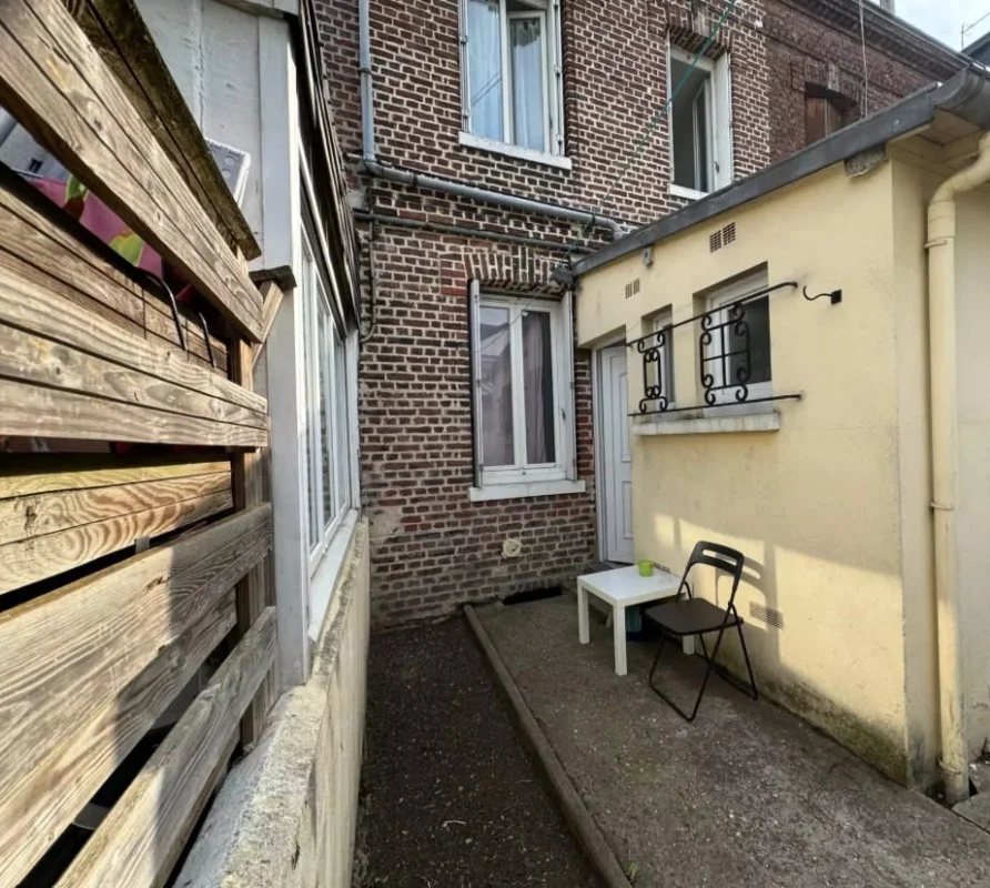 60 Rue d'Elbeuf 76100 Rouen à Rouen