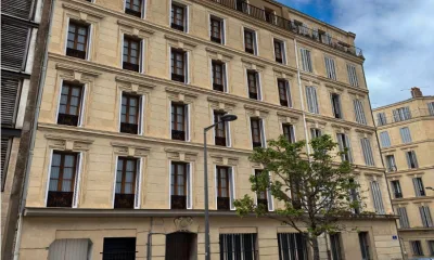 LES ARMOIRIES à Marseille