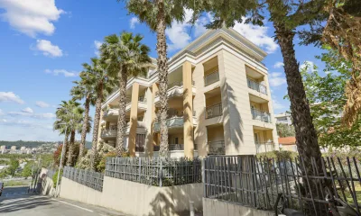 NICE - Gaieté à Nice