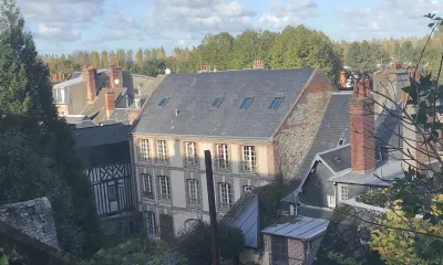 HONFLEUR, 83 rue Haute à Honfleur