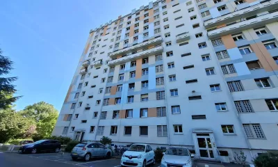 Bis rue montesquieu à Angers