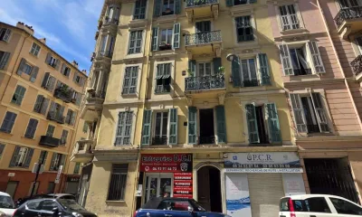 Avenue desambrois à Nice