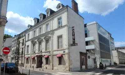 L'Hôtel LALOUX - TOURS à Tours