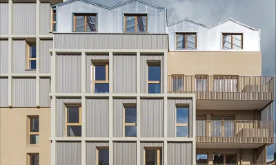 Wood side à Montreuil