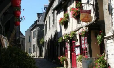 Le domaine de la pierre levée à Dol-de-Bretagne