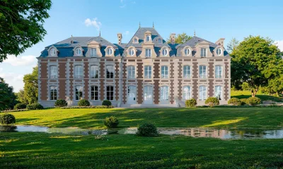 CHÂTEAU DE COURTOZÉ à Azé