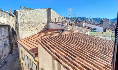 RUE DES VOUTES à Le Cannet