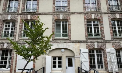 HONFLEUR, 83 rue Haute à Honfleur