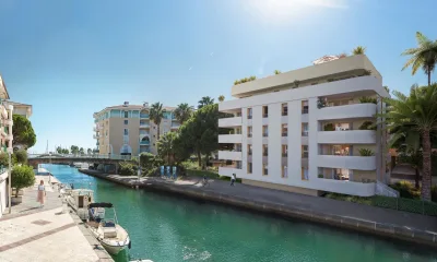 Marina B - FREJUS à Fréjus