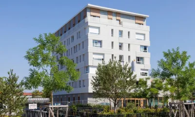NEHÔ SUITES PORTE DE GENEVE à Annemasse