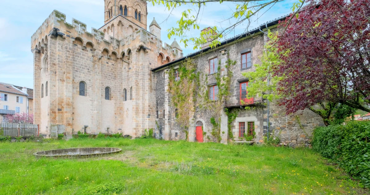 ROYAT : Château à Royat