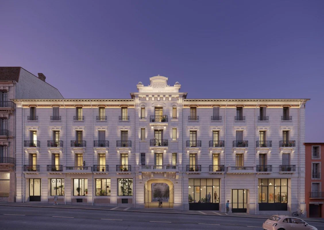 Grand hôtel moderne à Béziers