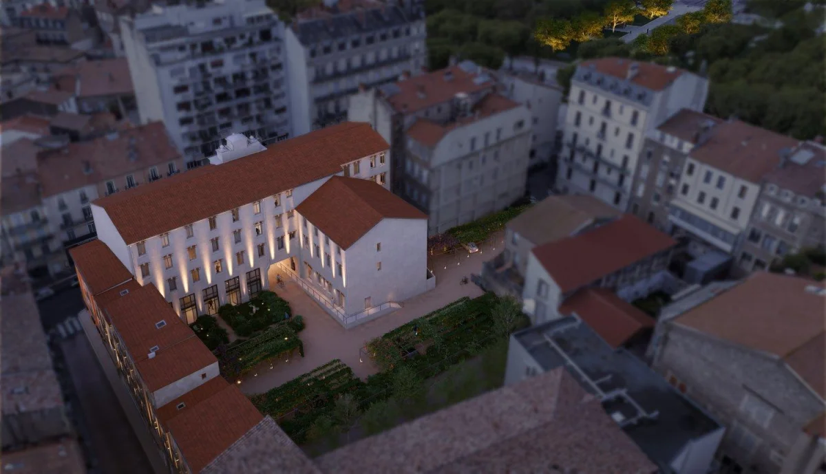 Grand hôtel moderne à Béziers