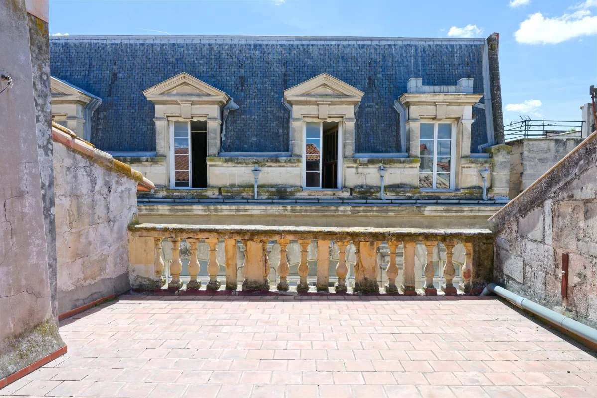 LUSENTA - ARLES à Arles