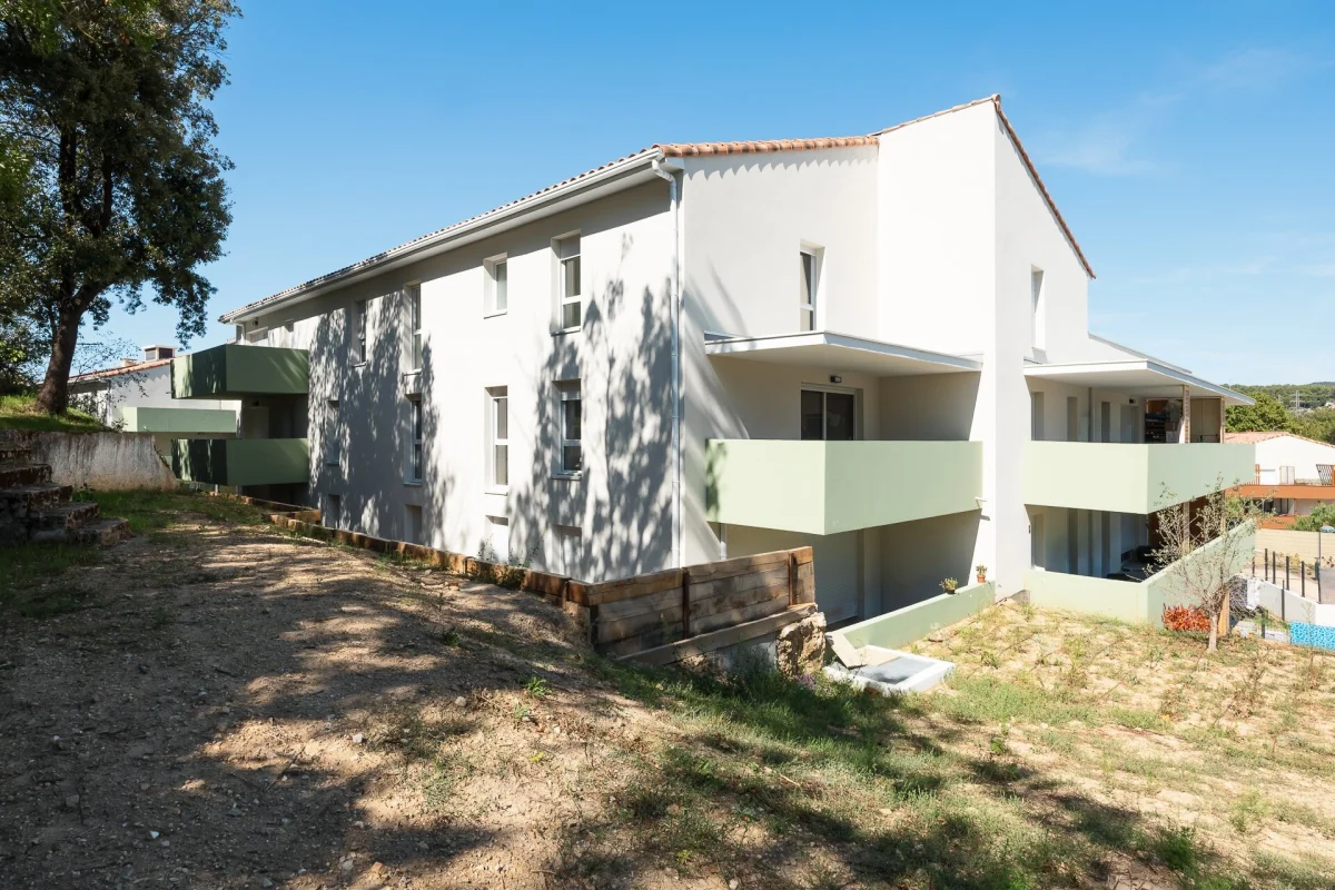 Malana - bât b uli à Marseille