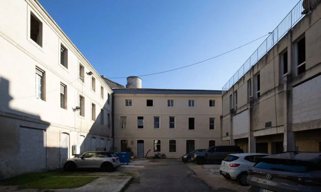 COUR VERNET à Avignon