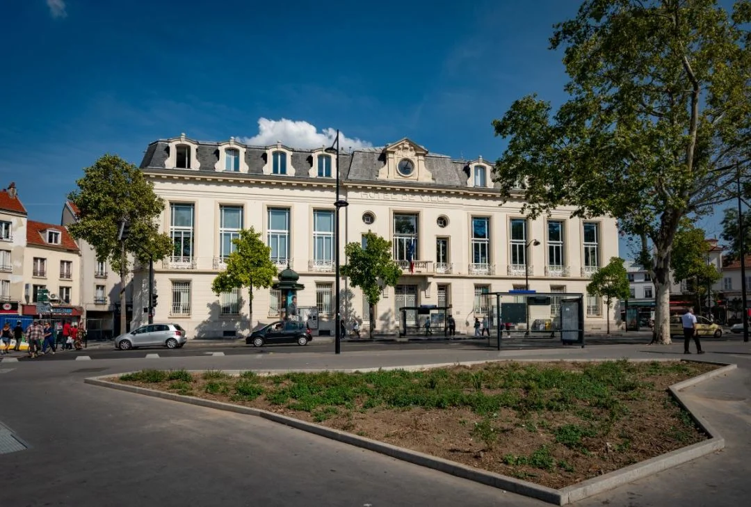 CARACTÈRE à Aubervilliers