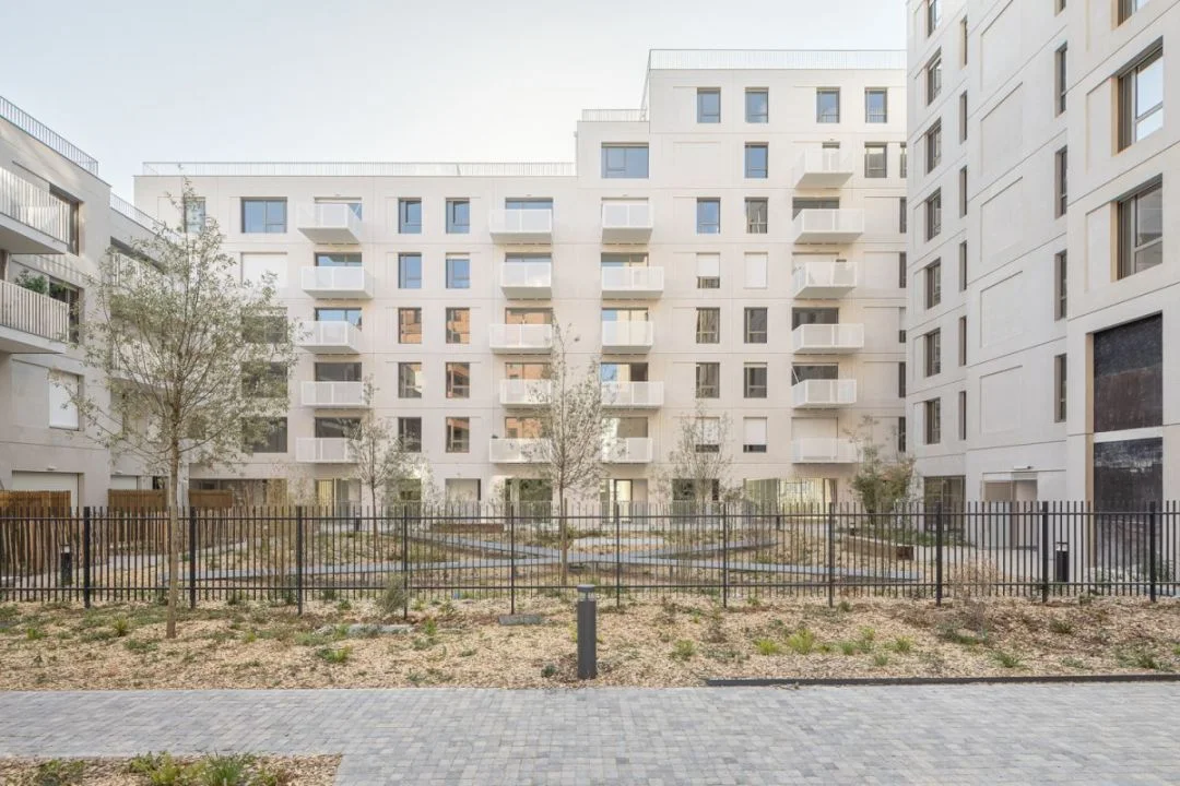 CARRÉ | ARDOINES à Vitry-sur-Seine