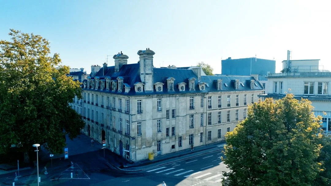 L'HOTEL DAUMESNIL à Caen