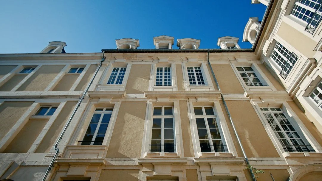 L'HOTEL DAUMESNIL à Caen