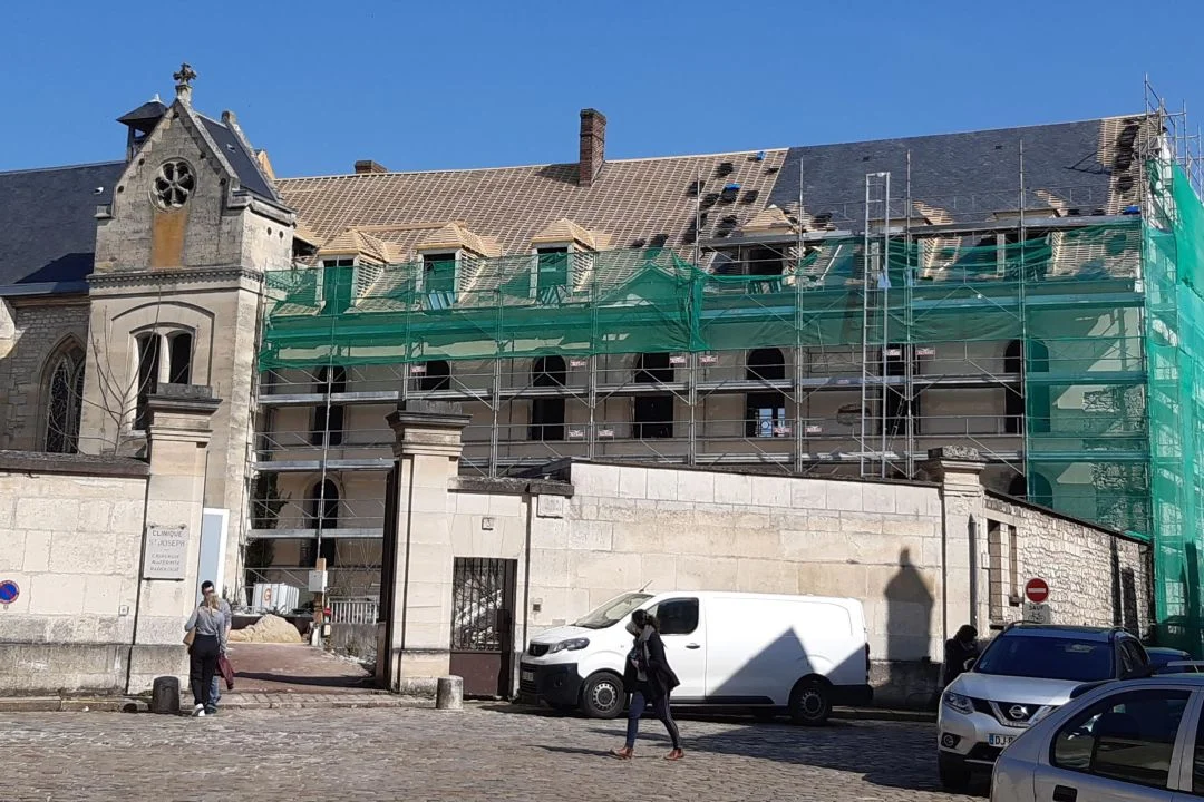 SENLIS, Place Saint Maurice - Résidence Saint-Joseph à Senlis