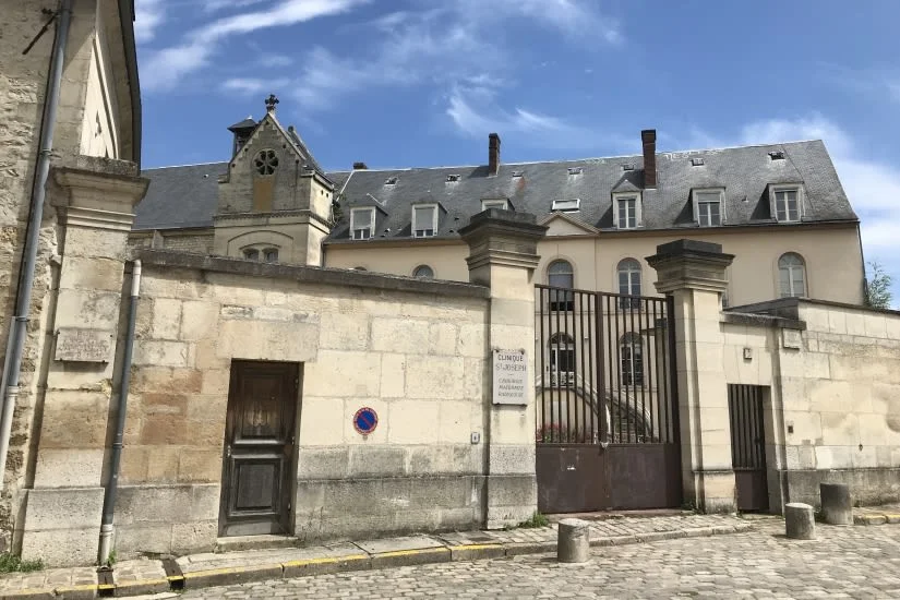 SENLIS, Place Saint Maurice - Résidence Saint-Joseph à Senlis