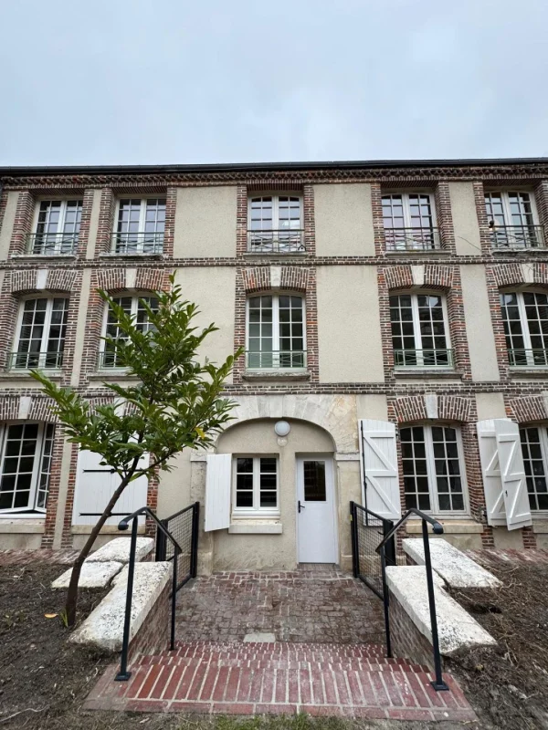 HONFLEUR, 83 rue Haute à Honfleur