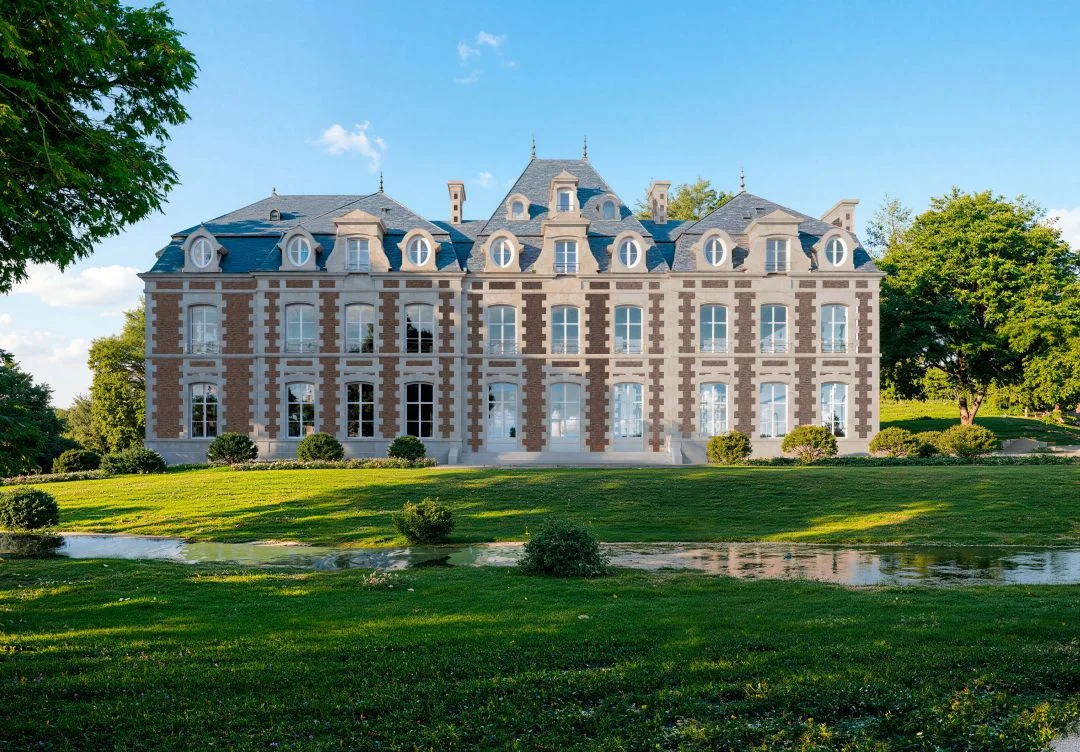 CHÂTEAU DE COURTOZÉ à Azé