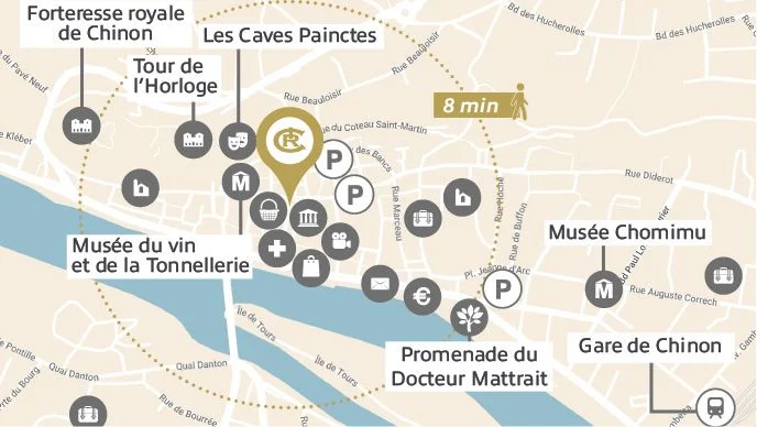 CHINON : Général de Gaulle à Chinon