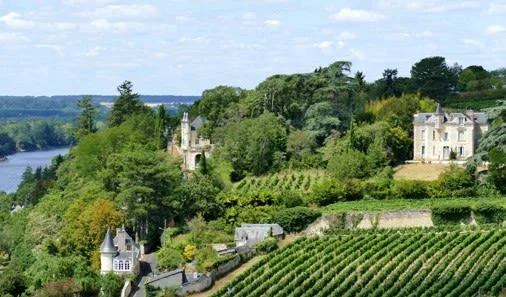 CHINON : Général de Gaulle à Chinon