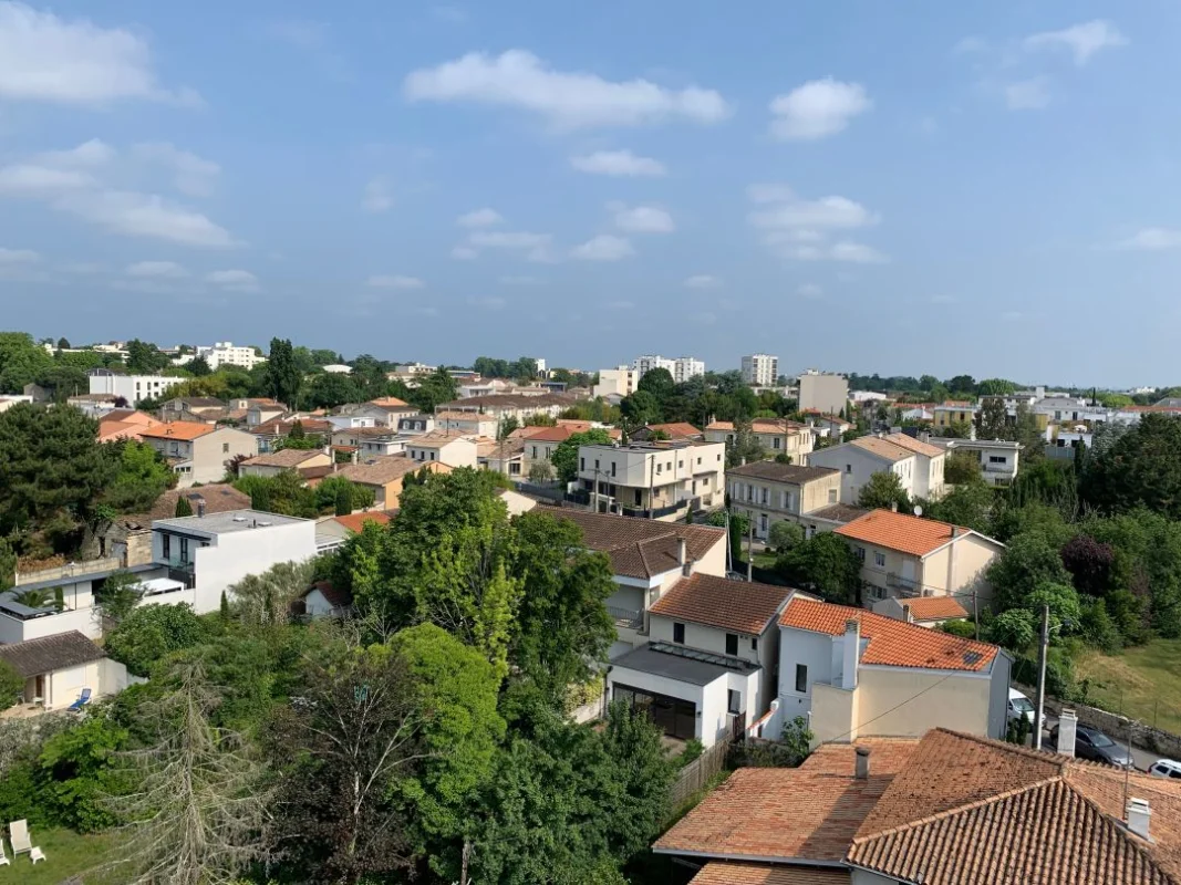 SKYLINE à Bordeaux