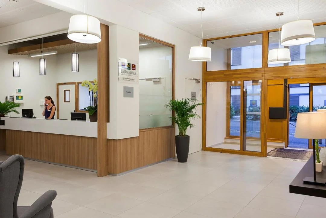 NEHÔ SUITES PORTE DE GENEVE à Annemasse