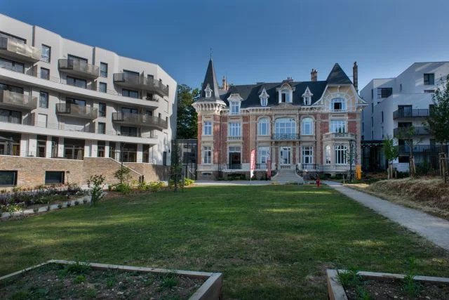 LE PARC DES AUBIERS à Poissy