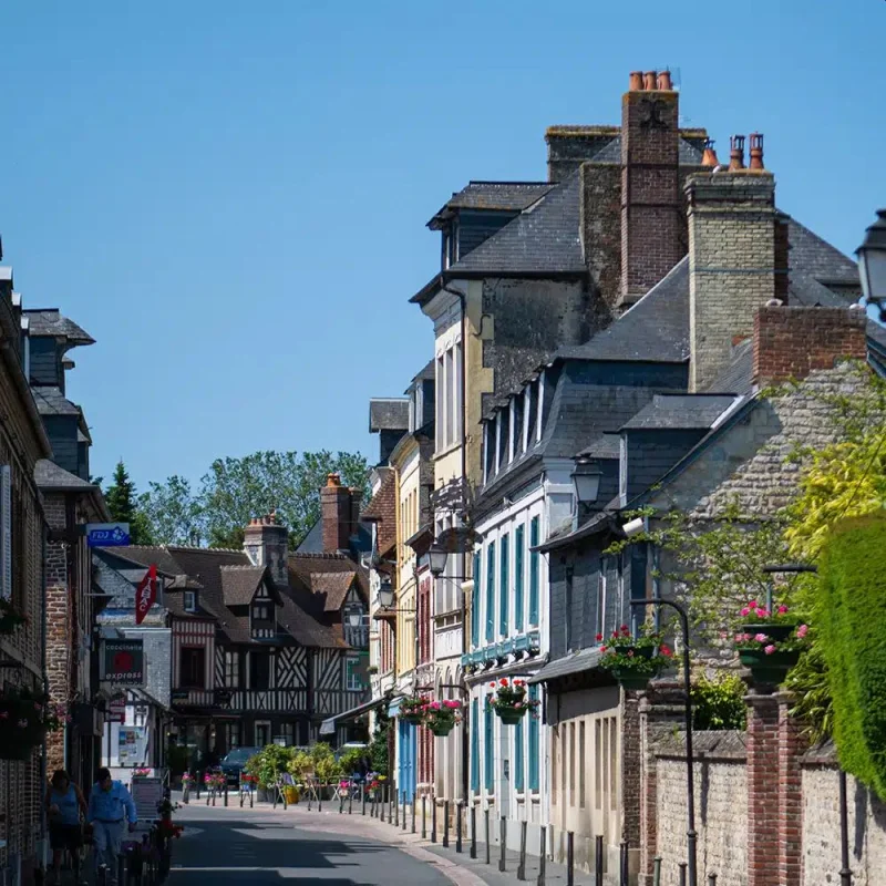 SYMONE Porte de Deauville à Touques