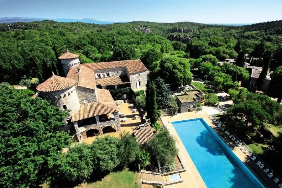 Lou Castel à Berrias-et-Casteljau