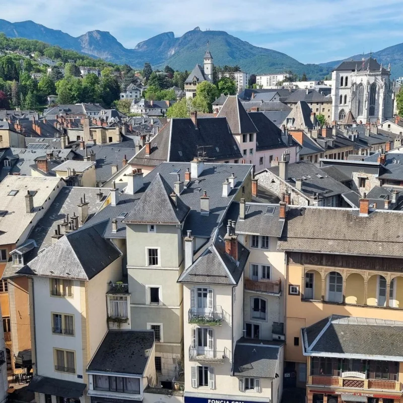 Studélites Rousseau à Chambéry
