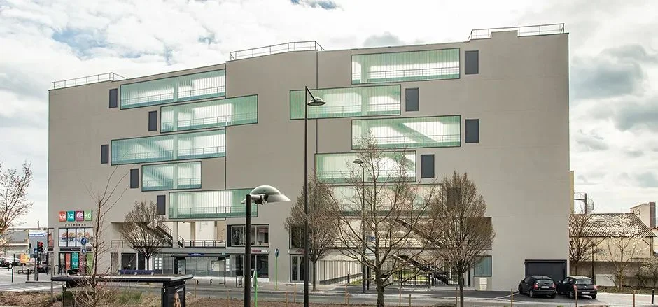 CAMPUS LENA à Saint-Denis